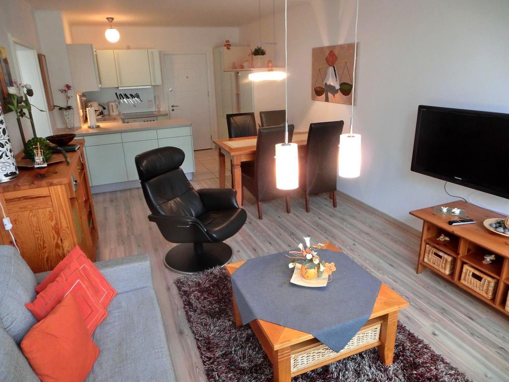 Appartement Nr 7 Im Sonnenbad Sassnitz Habitación foto